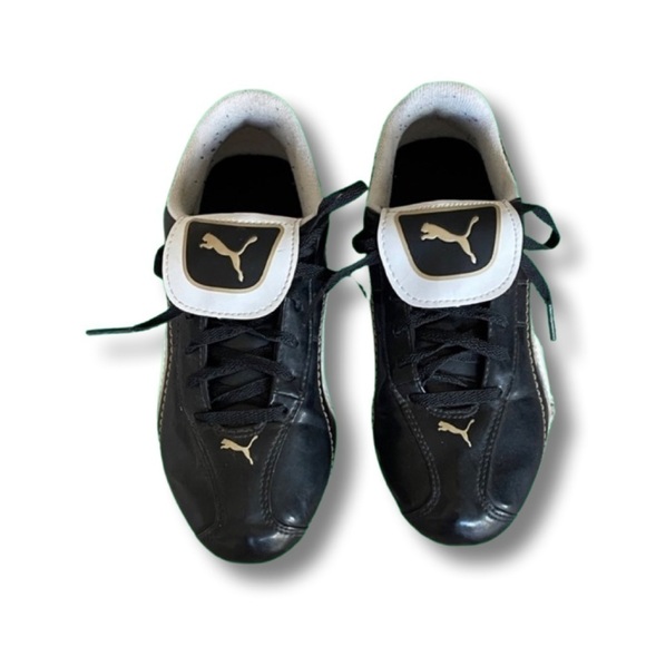 𝅺puma Black Baseball Cleats for Kids. Youth Size 4. - Picture 1 of 11